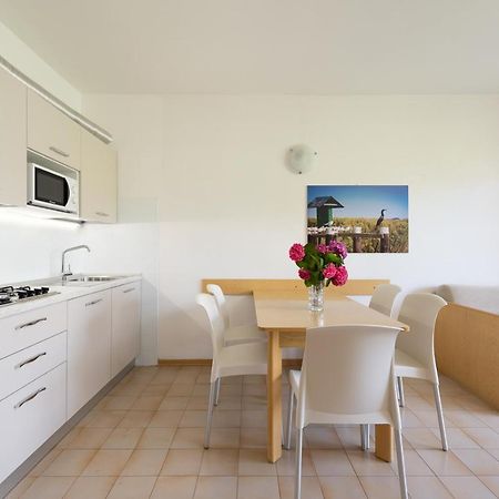 Condominio Lavinia Bibione Bagian luar foto
