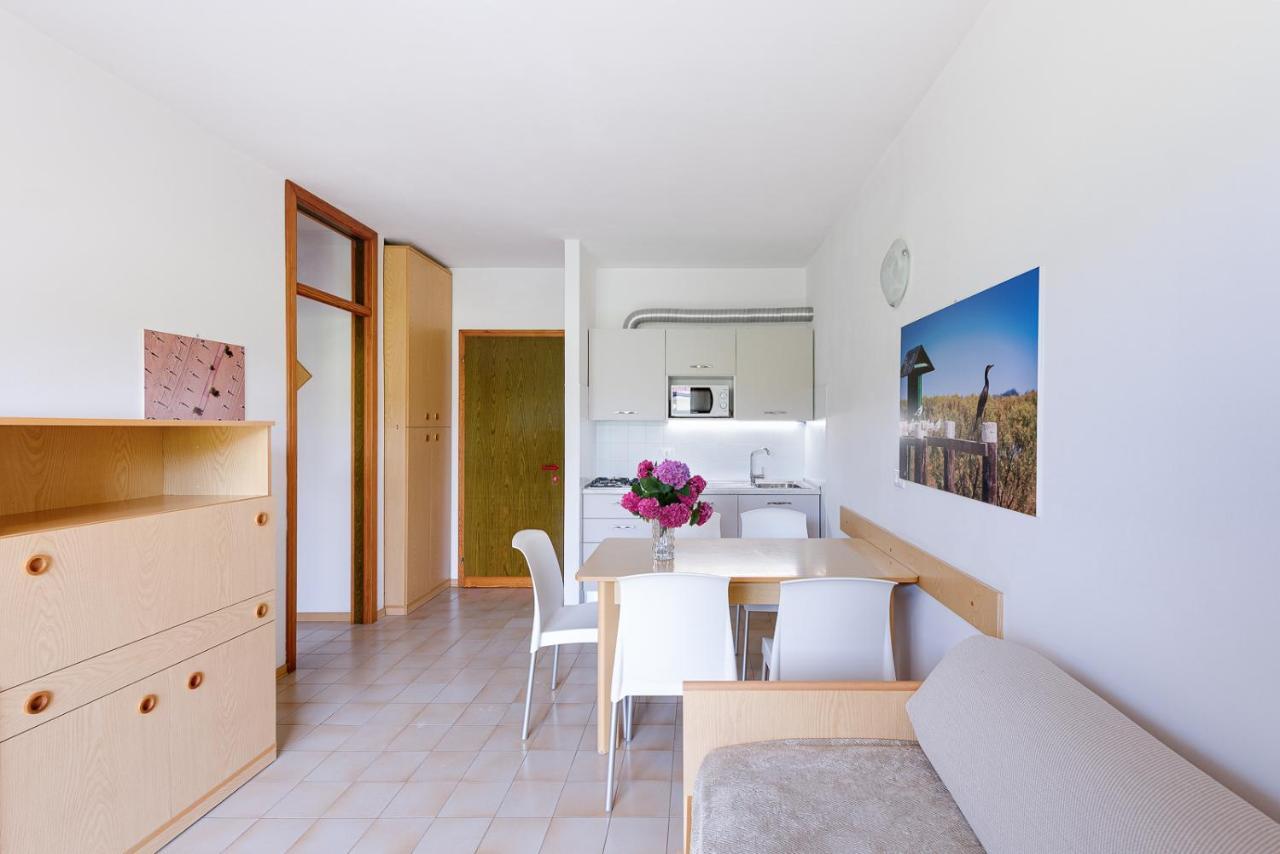 Condominio Lavinia Bibione Bagian luar foto